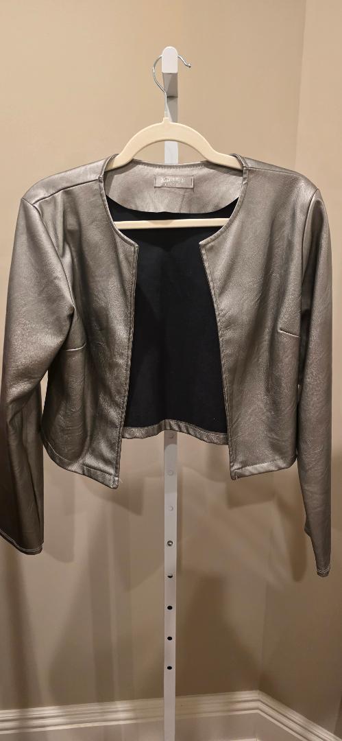Krisp London cropped open-style faux leather jacket