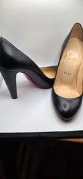 Pre-Loved Christian Louboutin Classic heels in black leather