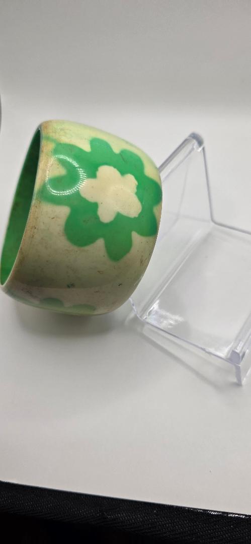 VINTAGE 70'S FLOWER BANGLE