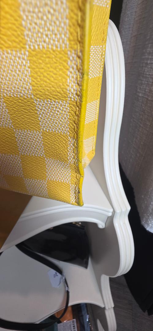 Preloved  Louis Vuitton Damier Couleur Mobil Bag