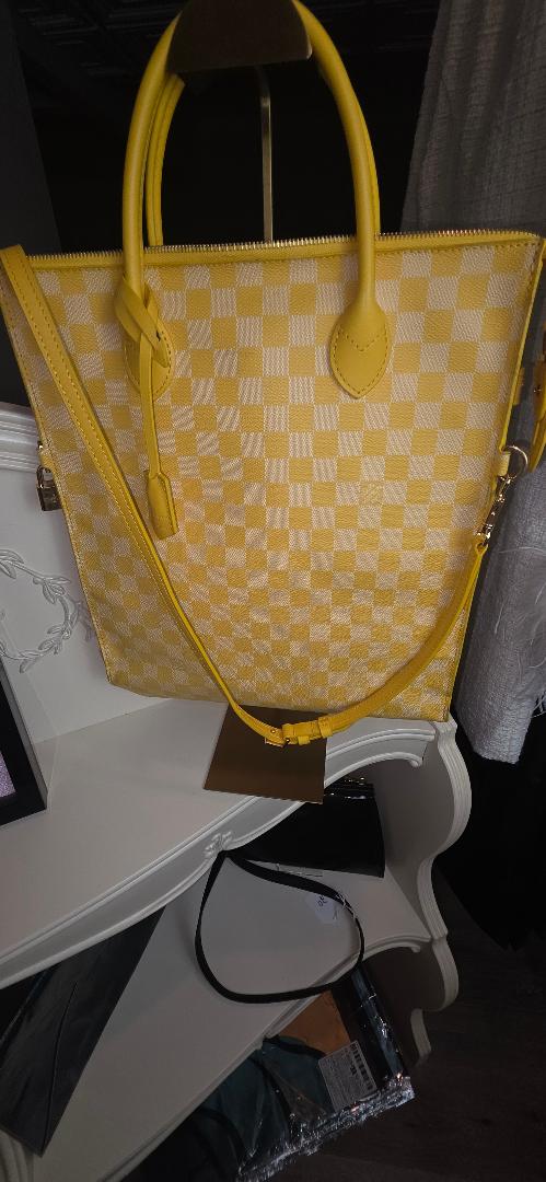 Preloved  Louis Vuitton Damier Couleur Mobil Bag